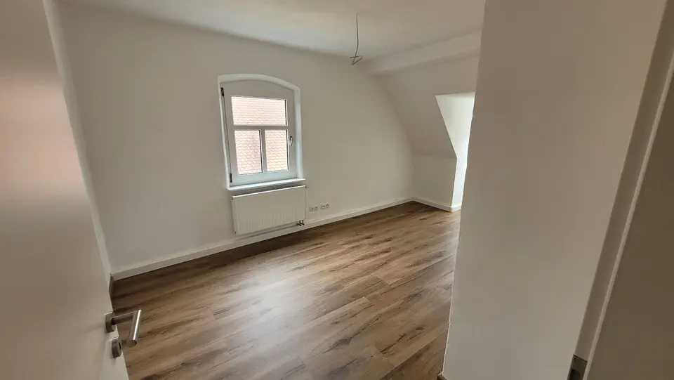 4 Zimmer Wohnung mit 136 m² in Ansbach – Bild 1
