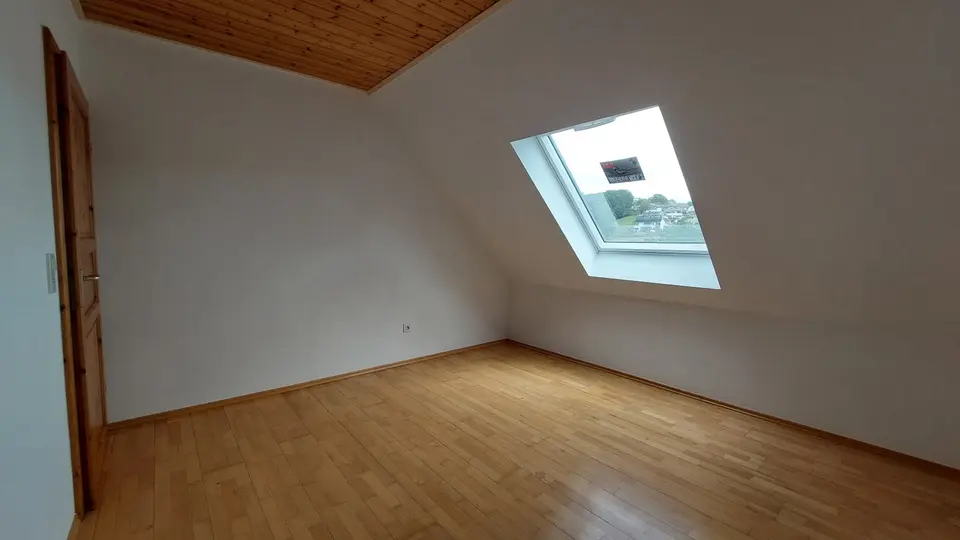 5 Zimmer Haus mit 129 m² in Leverkusen – Bild 6