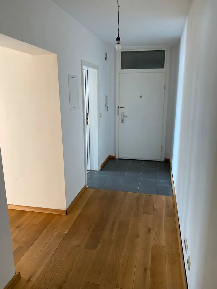 2 Zimmer Wohnung mit 75 m² in Wiesbaden – Bild 7