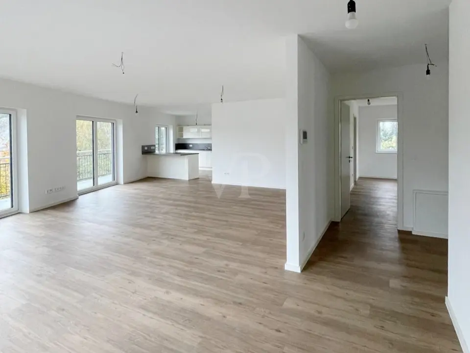 4 Zimmer Wohnung mit 124 m² in Oberursel – Bild 1