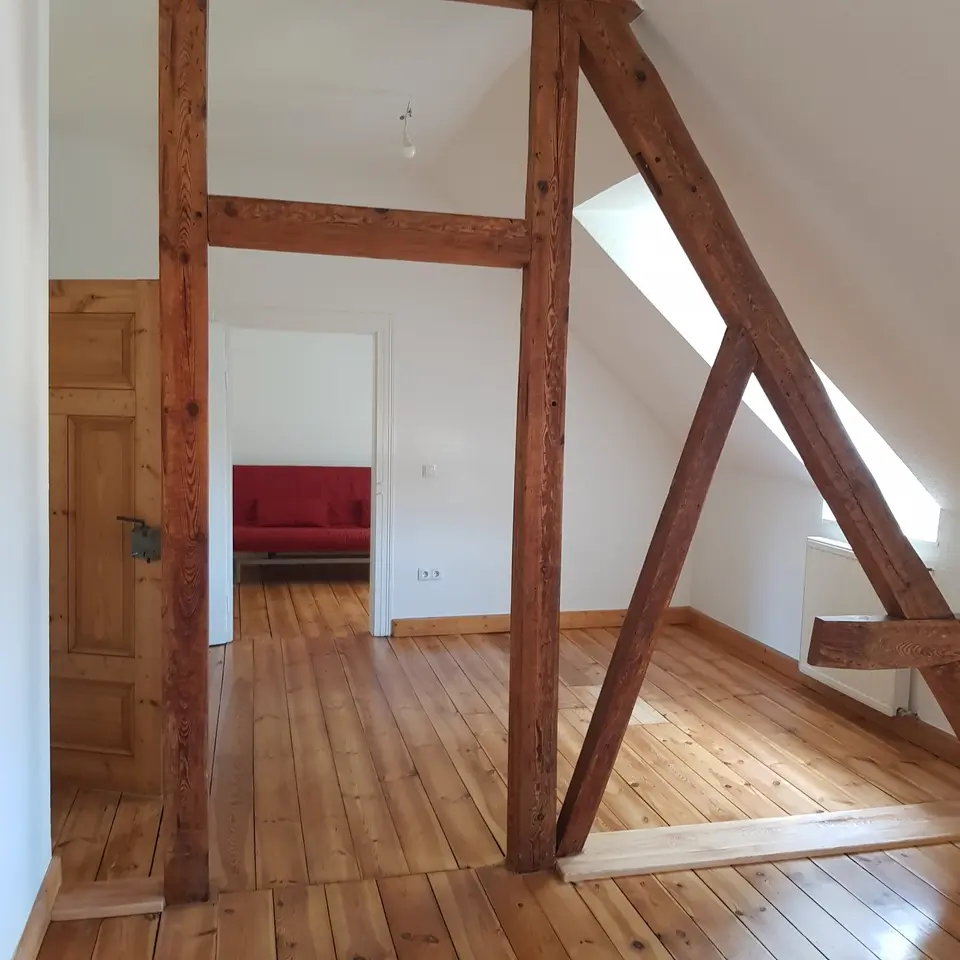7 Zimmer Wohnung mit 128 m² in Kaiserslautern – Bild 2