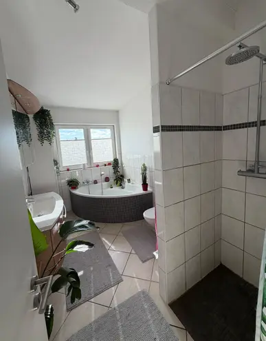 3 Zimmer Wohnung mit 100 m² in Hannover – Bild 8