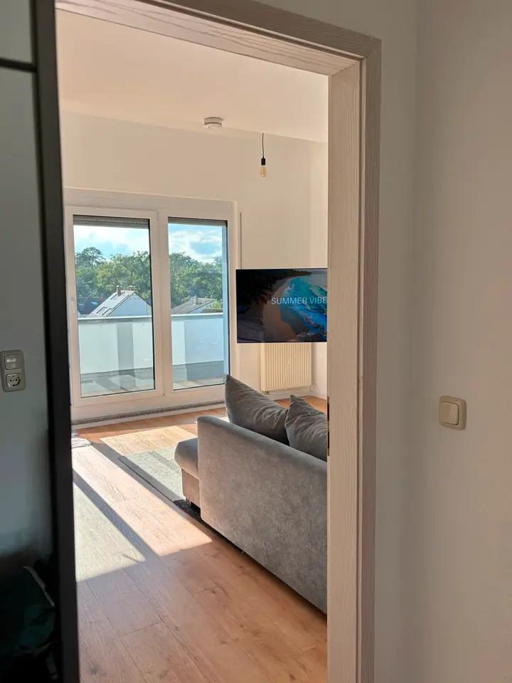 WG-Zimmer mit 95 m² in Rüsselsheim am Main – Bild 2