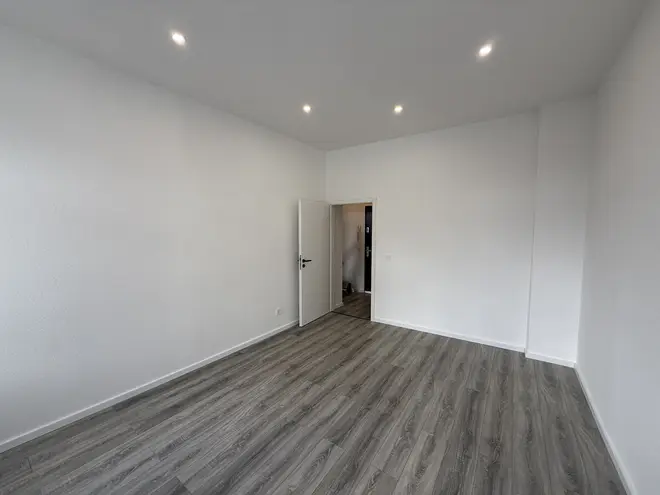 6 Zimmer Wohnung mit 132 m² in Wuppertal – Bild 4