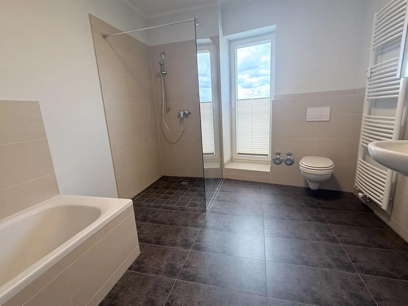 3 Zimmer Wohnung mit 109 m² in Cottbus – Bild 7