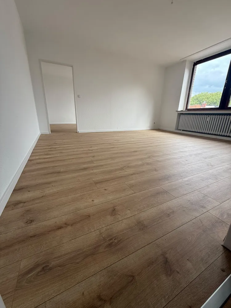 2 Zimmer Wohnung mit 72 m² in Oberhausen – Bild 1