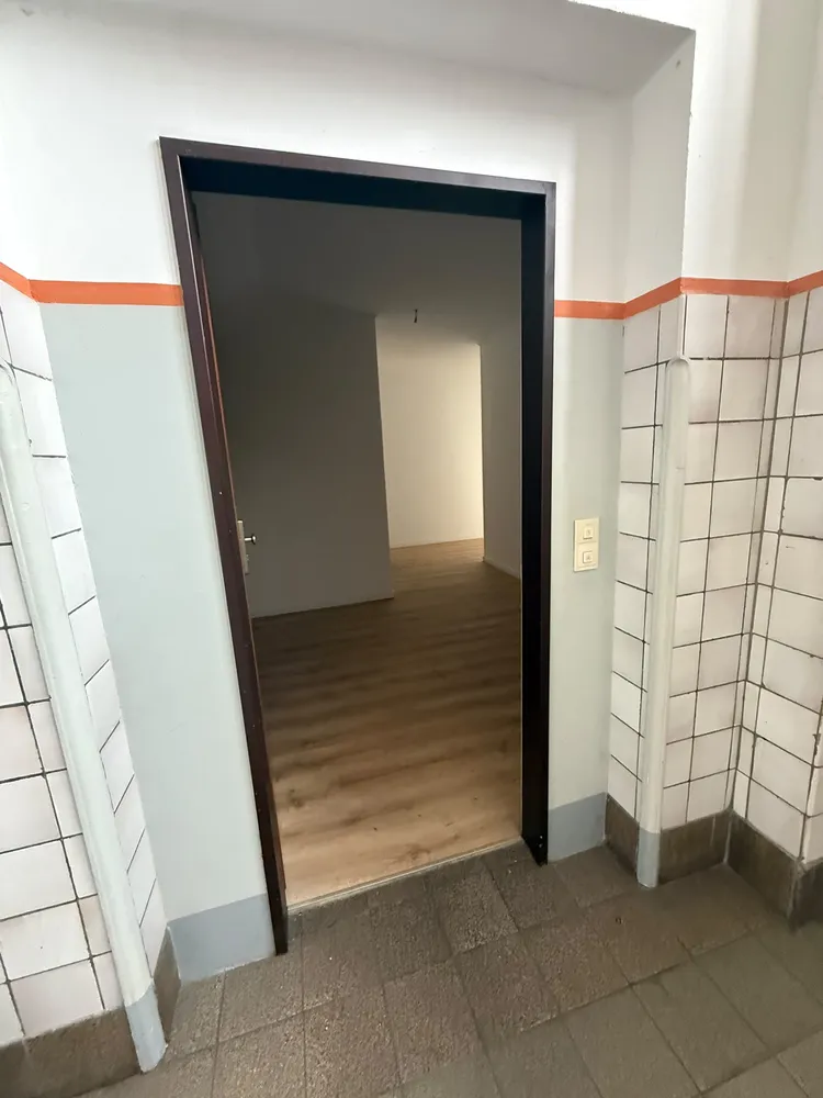 2 Zimmer Wohnung mit 72 m² in Oberhausen – Bild 3