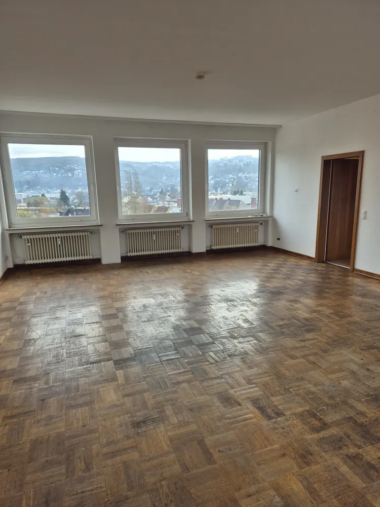 5 Zimmer Wohnung mit 132 m² in Siegen – Bild 2