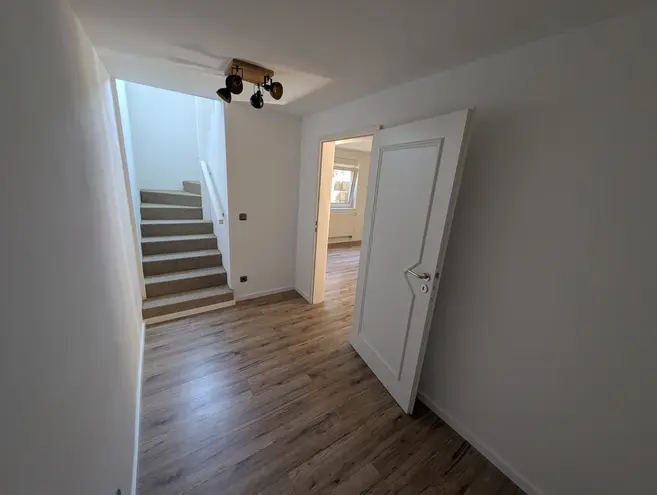 3 Zimmer Wohnung mit 99 m² in Berlin – Bild 2
