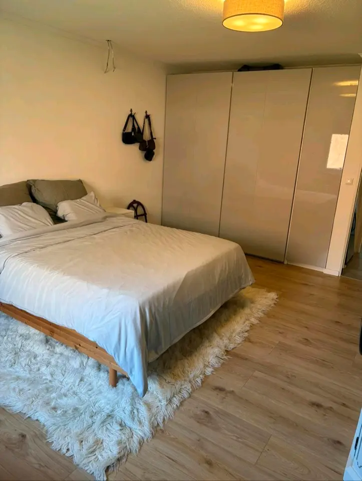 6 Zimmer Wohnung mit 150 m² in Neumünster – Bild 7