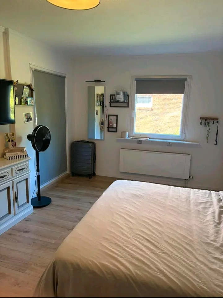 6 Zimmer Wohnung mit 150 m² in Neumünster – Bild 8