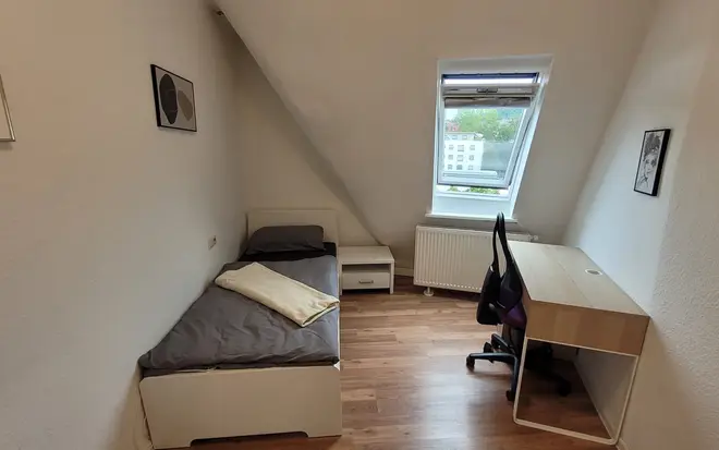 WG-Zimmer mit 9 m² in Stuttgart – Bild 1