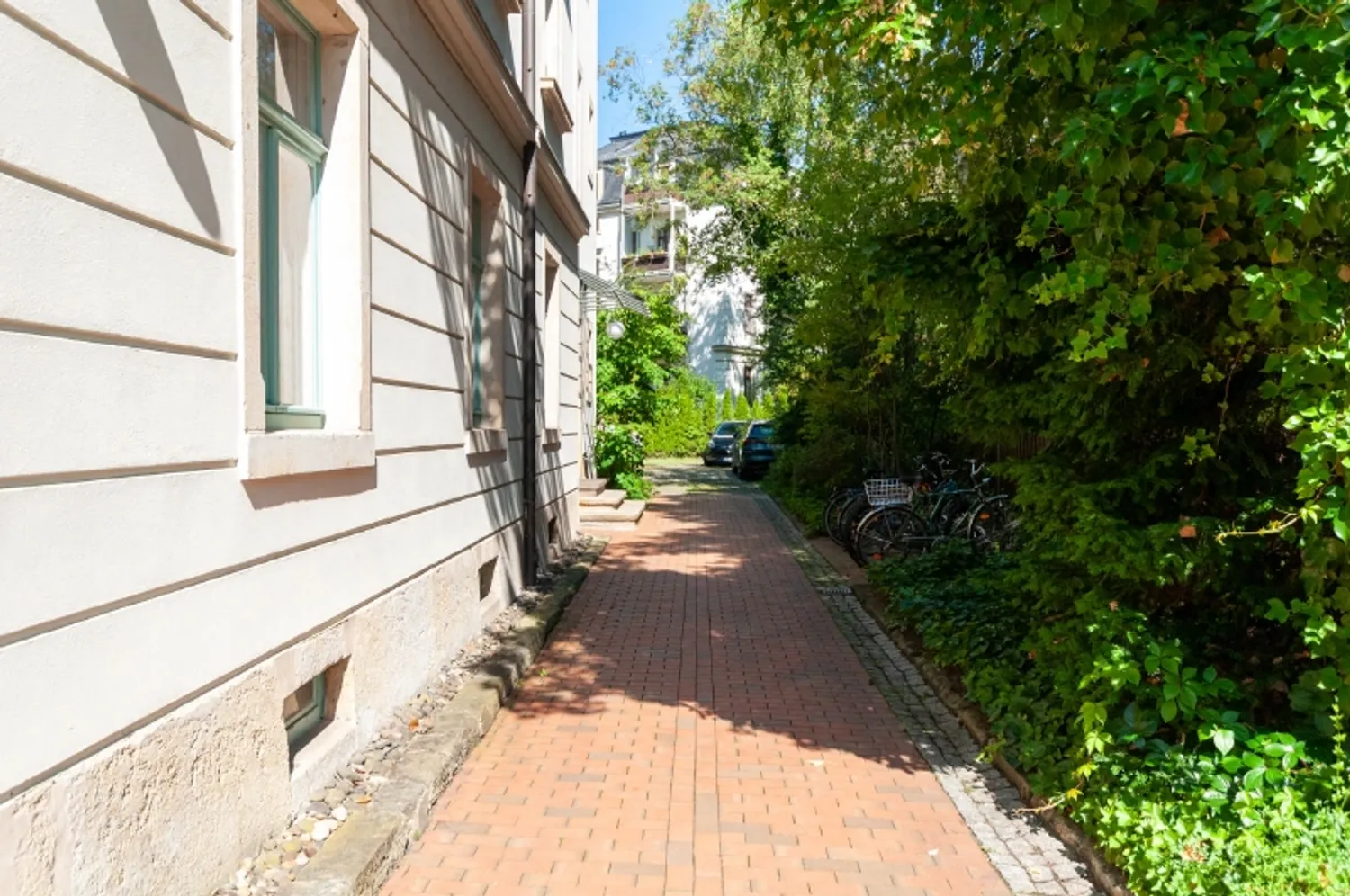 2 Zimmer Wohnung mit 82 m² in Dresden – Bild 4