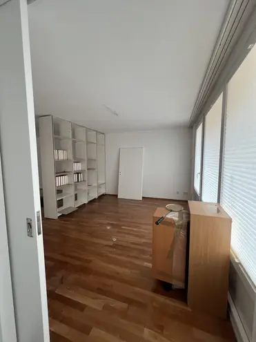 4 Zimmer Wohnung mit 127 m² in Wiesbaden – Bild 10
