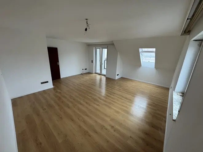 5 Zimmer Wohnung mit 120 m² in Augsburg – Bild 4