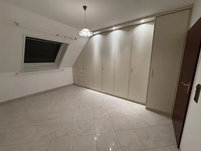 5 Zimmer Wohnung mit 120 m² in Augsburg – Bild 7