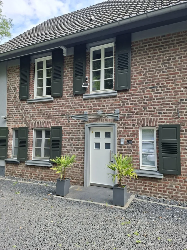 3 Zimmer Haus mit 170 m² in Düsseldorf – Bild 1