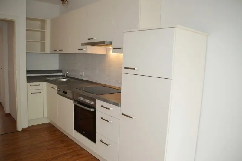 2 Zimmer Wohnung mit 42 m² in Plauen – Bild 2