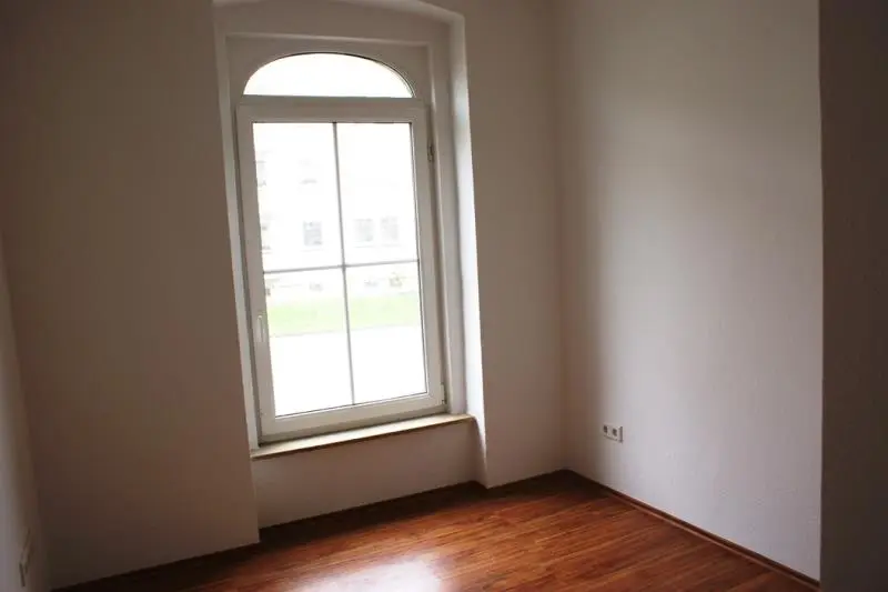 2 Zimmer Wohnung mit 42 m² in Plauen – Bild 4