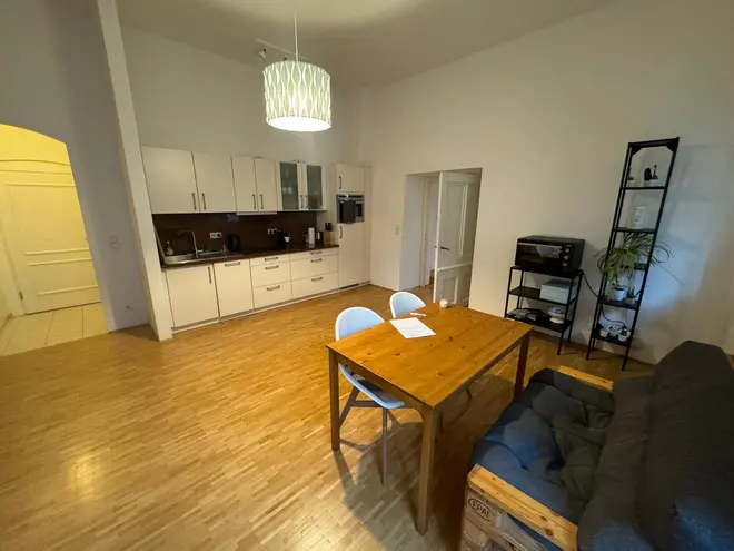 2 Zimmer Wohnung mit 80 m² in Regensburg – Bild 2