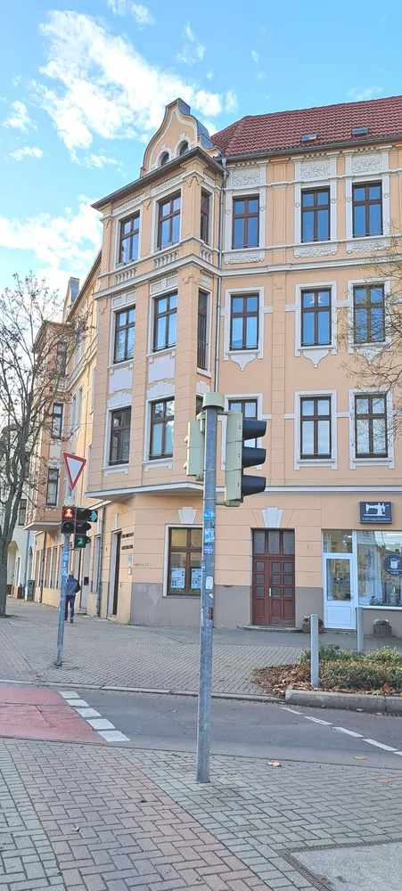 2 Zimmer Wohnung mit 75 m² in Magdeburg – Bild 2