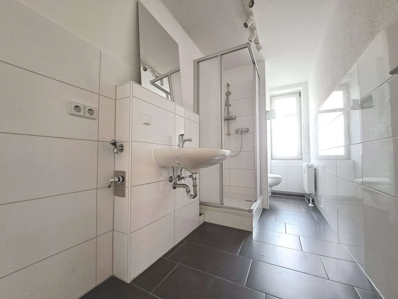 2 Zimmer Wohnung mit 75 m² in Magdeburg – Bild 4