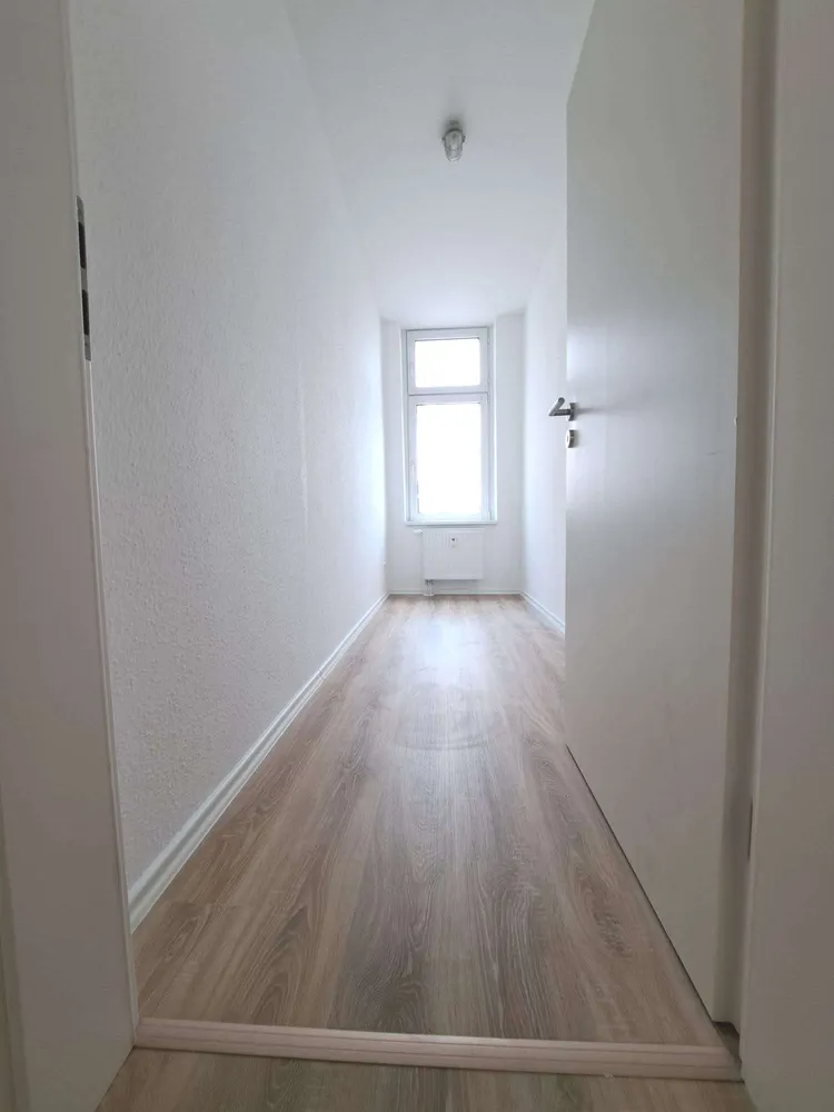 2 Zimmer Wohnung mit 75 m² in Magdeburg – Bild 8