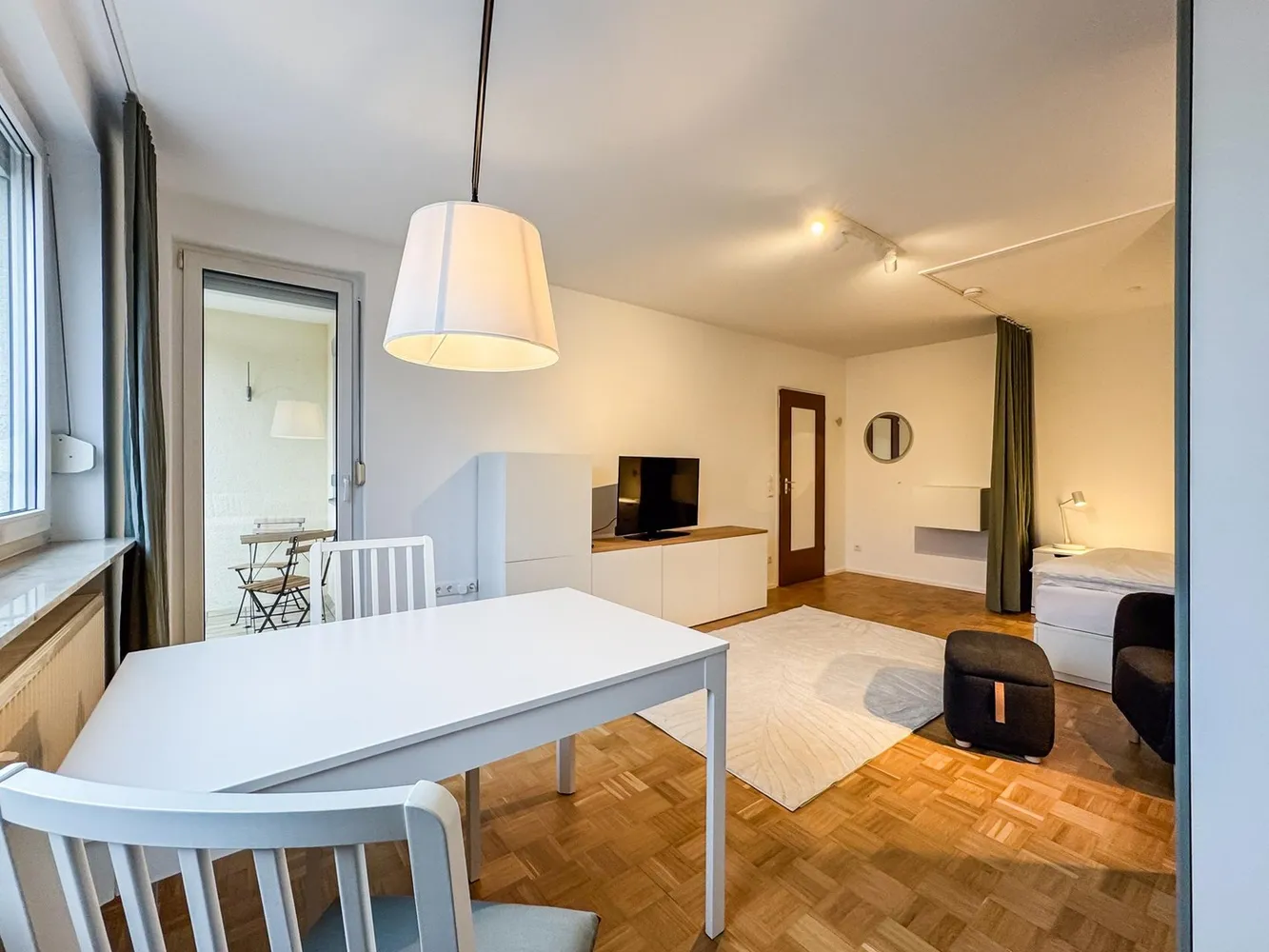 1 Zimmer Wohnung mit 34 m² in Erlangen – Bild 2