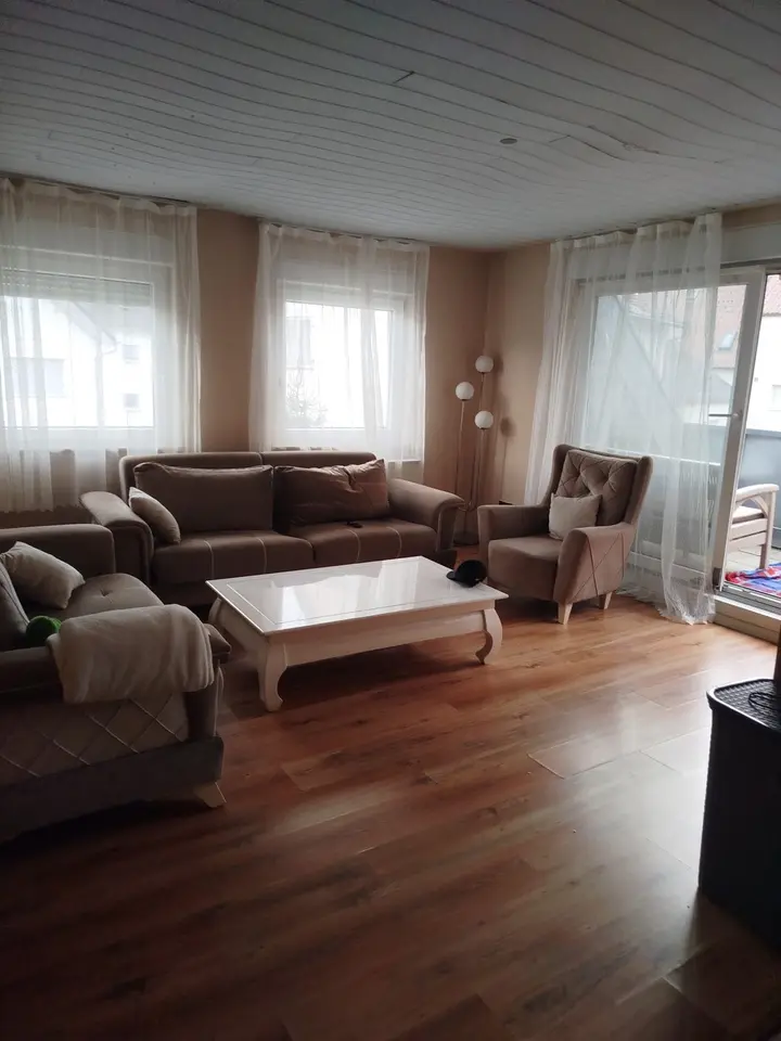 6 Zimmer Wohnung mit 120 m² in Heilbronn – Bild 1