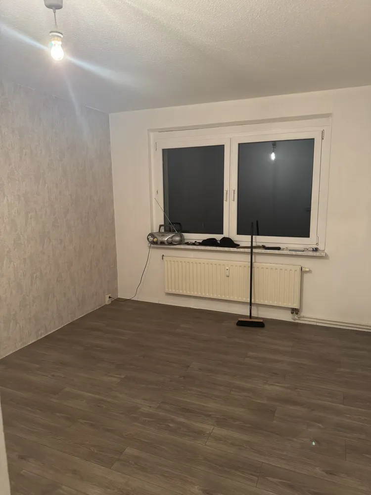 3 Zimmer Wohnung mit 59 m² in Neubrandenburg – Bild 1