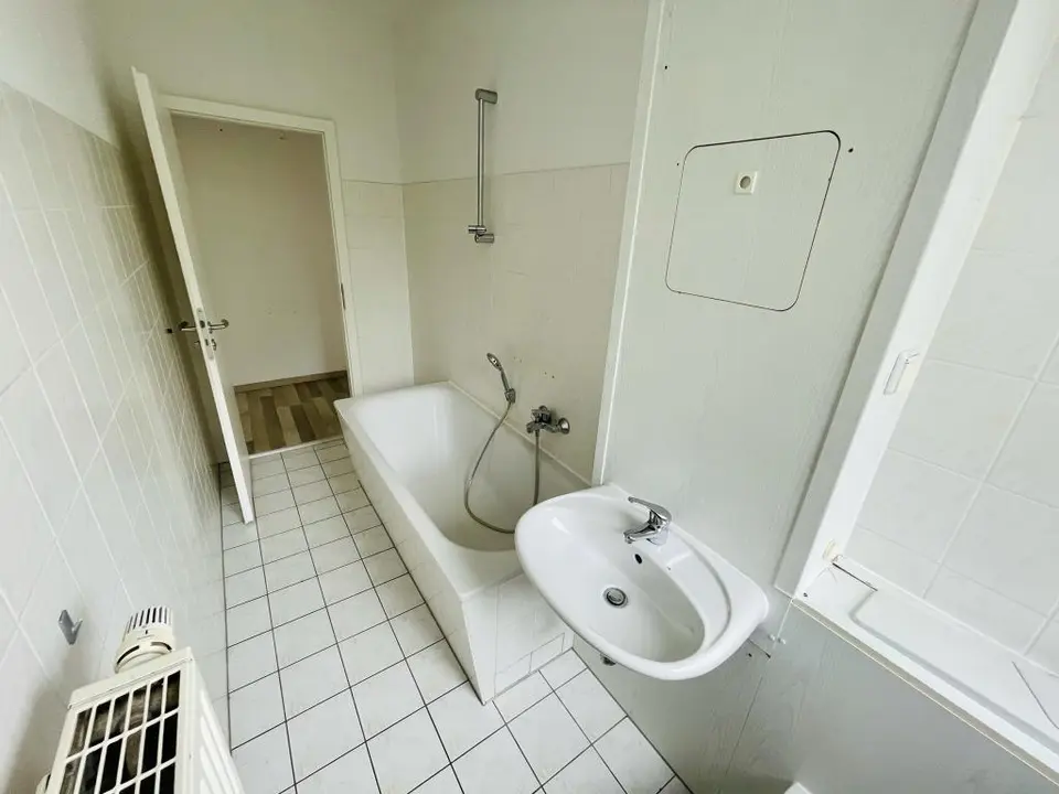 4 Zimmer Wohnung mit 70 m² in Gera – Bild 5