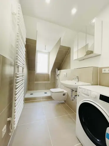 WG-Zimmer mit 17 m² in München – Bild 4