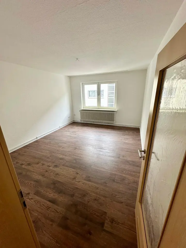 3 Zimmer Wohnung mit 65 m² in Bremerhaven – Bild 2