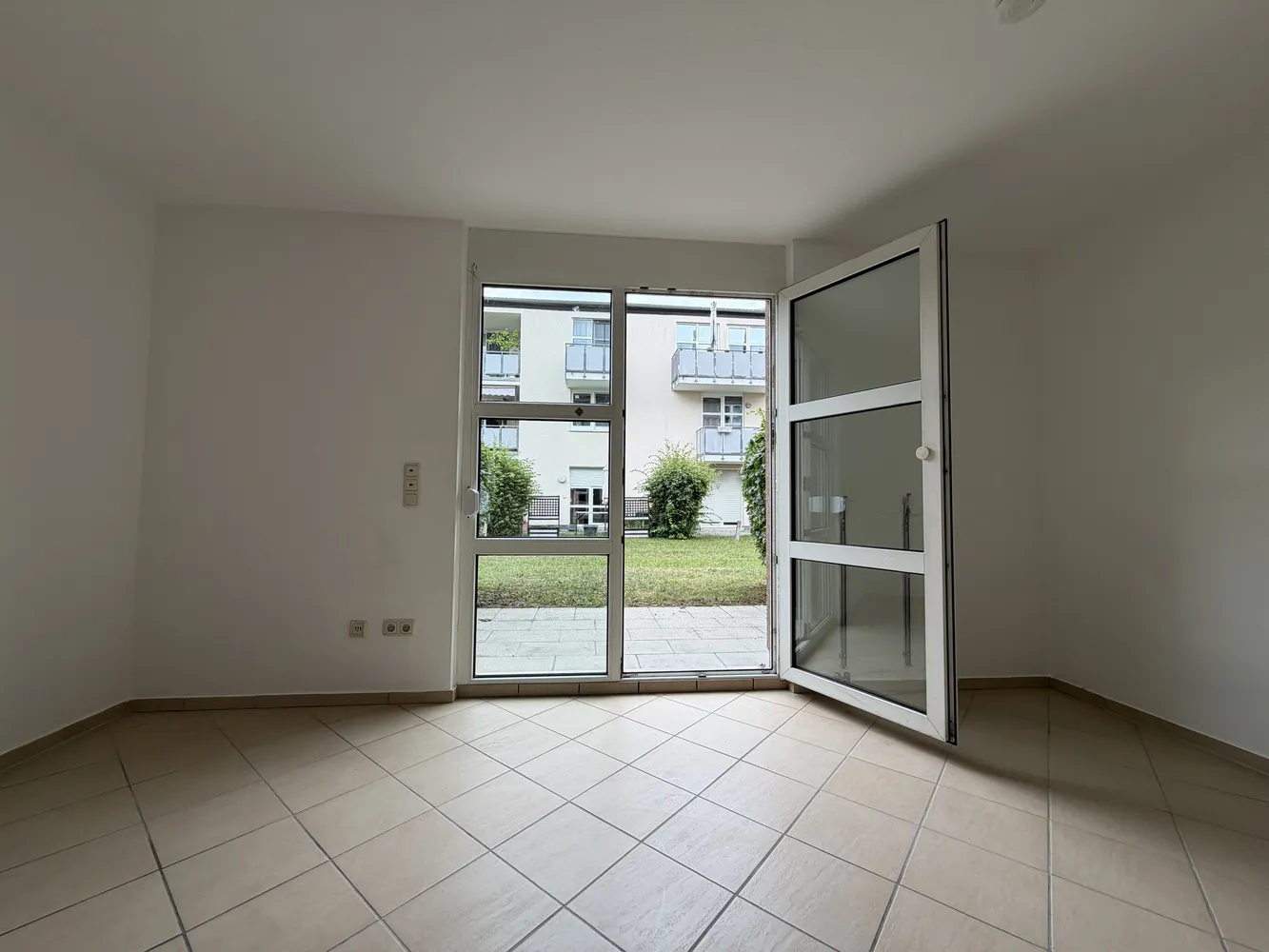 1 Zimmer Wohnung mit 30 m² in Erlangen – Bild 2