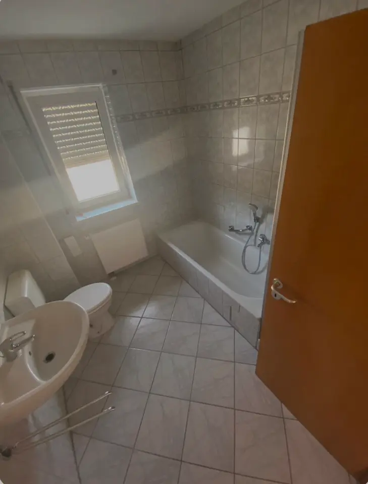 4 Zimmer Wohnung mit 70 m² in Kaiserslautern – Bild 4