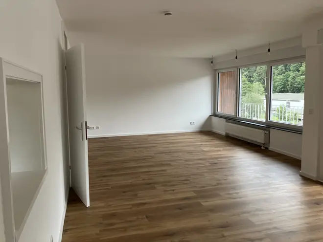 3 Zimmer Wohnung mit 96 m² in Saarbrücken – Bild 2