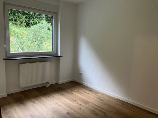 3 Zimmer Wohnung mit 96 m² in Saarbrücken – Bild 4