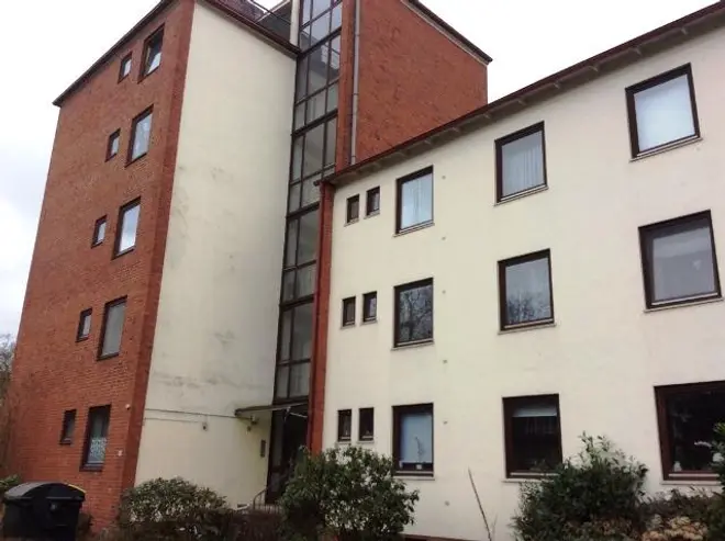 4 Zimmer Wohnung mit 80 m² in Bremen – Bild 1