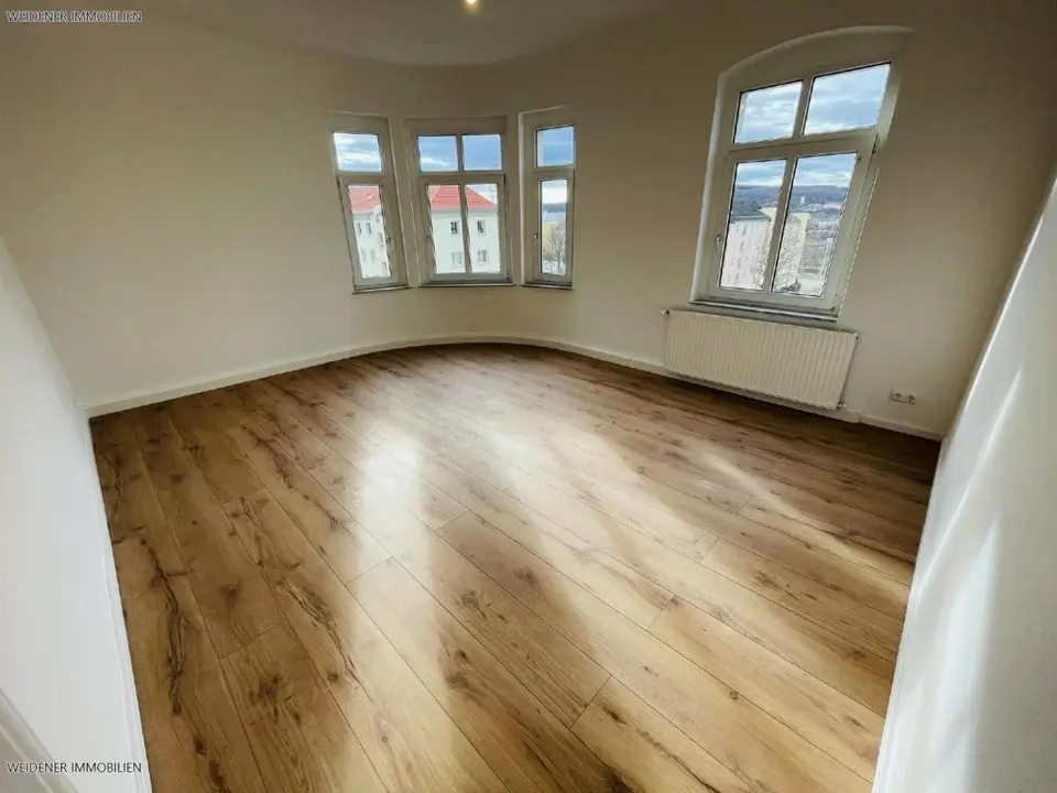 4 Zimmer Wohnung mit 112 m² in Gera – Bild 1