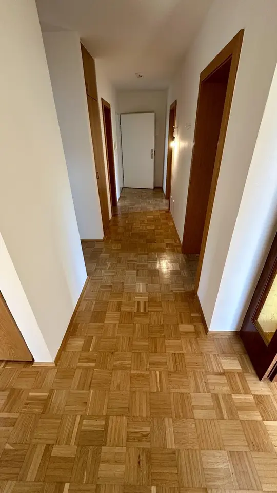 4 Zimmer Wohnung mit 112 m² in Würzburg – Bild 4