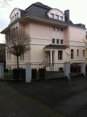 4 Zimmer Wohnung mit 113 m² in Wiesbaden – Bild 2