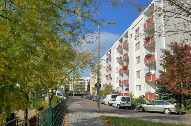3 Zimmer Wohnung mit 61 m² in Halle (Saale) – Bild 2