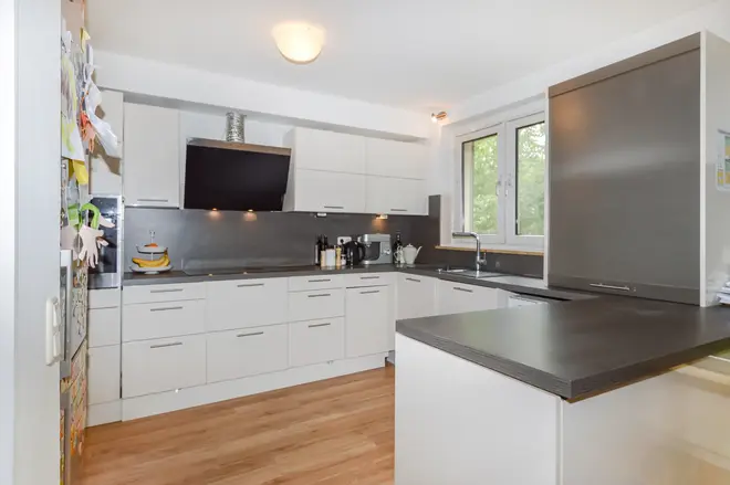 4 Zimmer Wohnung mit 99 m² in Augsburg – Bild 3