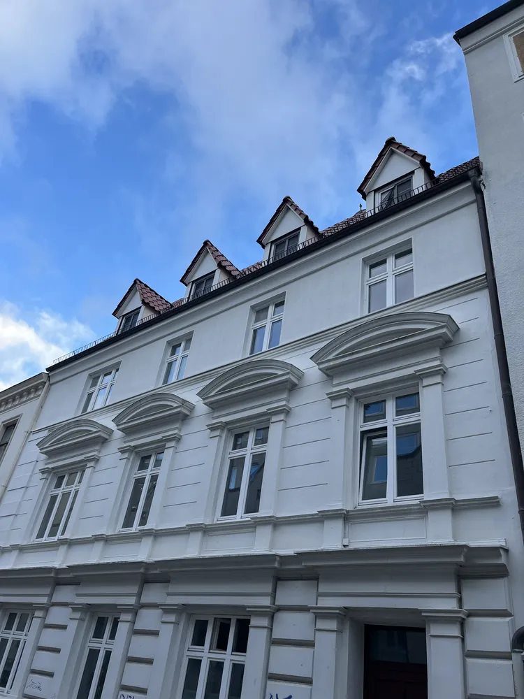 2 Zimmer Wohnung mit 66 m² in Lübeck – Bild 1