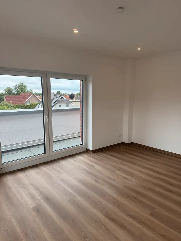 4 Zimmer Wohnung mit 150 m² in Emden – Bild 2