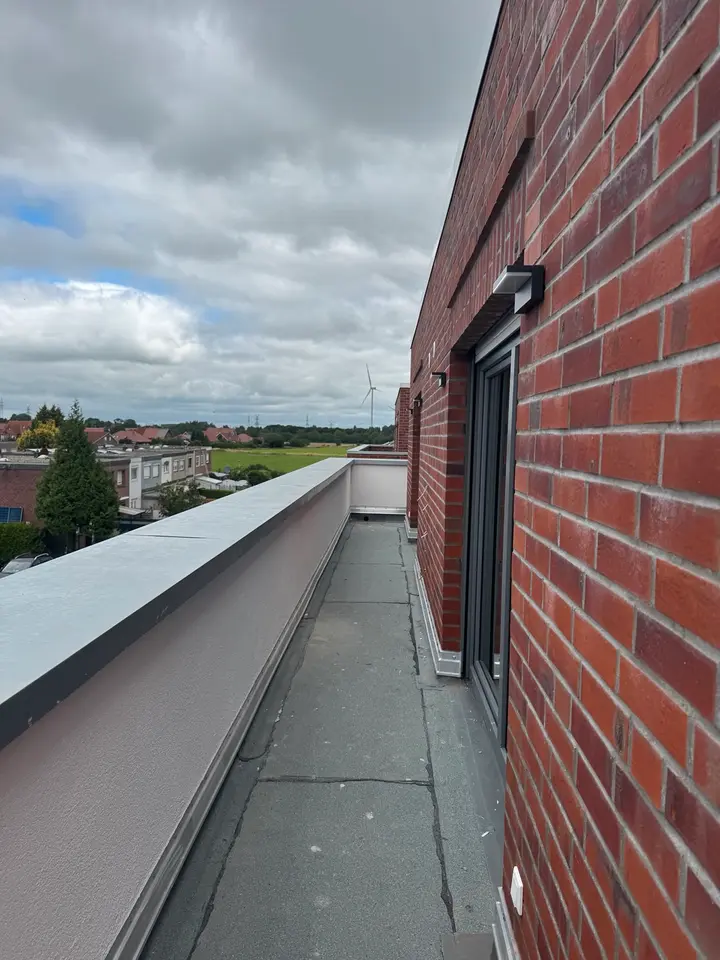 4 Zimmer Wohnung mit 150 m² in Emden – Bild 3