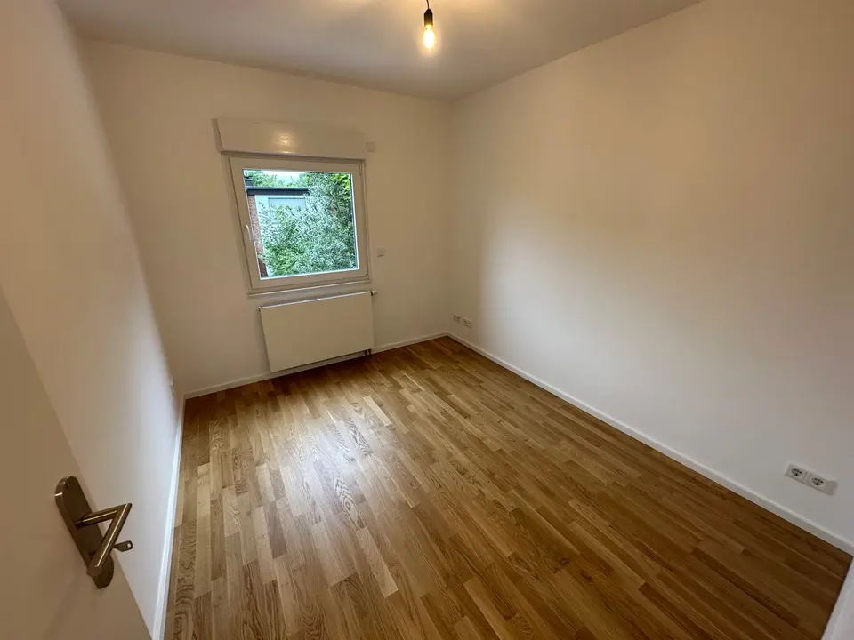 4 Zimmer Haus mit 149 m² in Leverkusen – Bild 1