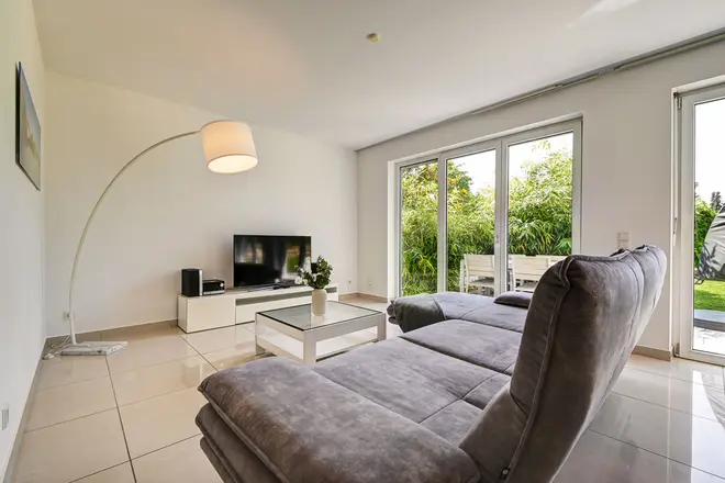 4 Zimmer Wohnung mit 100 m² in Stuttgart – Bild 3