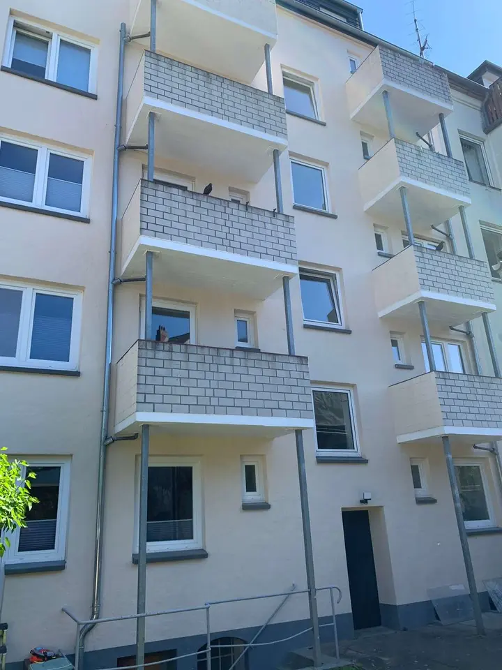 3 Zimmer Wohnung mit 90 m² in Kiel – Bild 2
