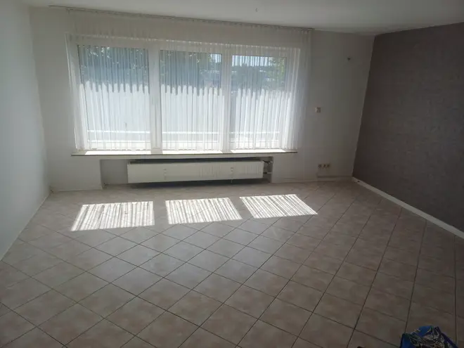 2 Zimmer Wohnung mit 70 m² in Krefeld – Bild 2